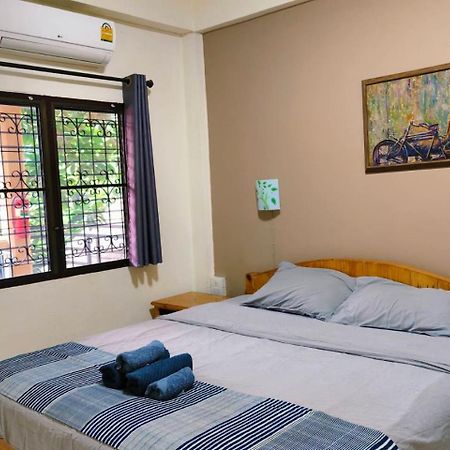 The Shire Guesthouse Chiang Mai Esterno foto