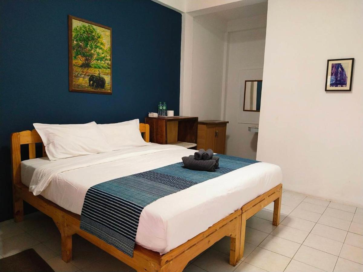 The Shire Guesthouse Chiang Mai Esterno foto